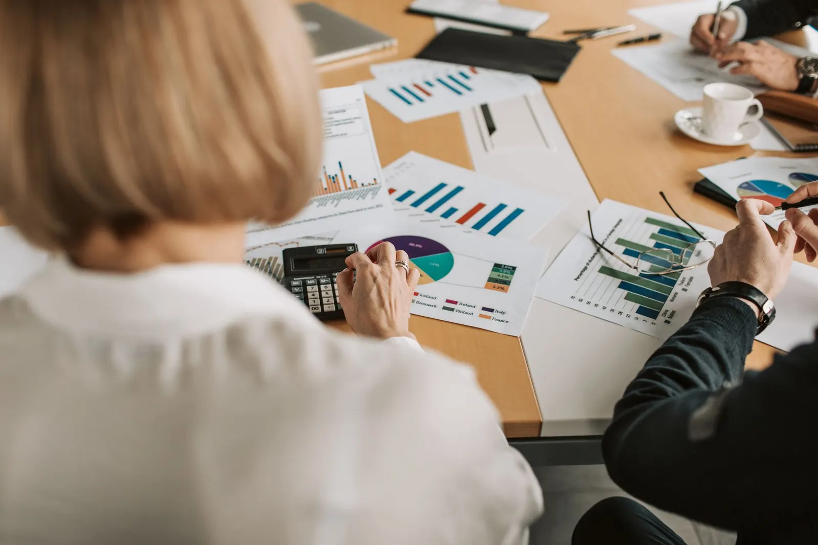 Finance & Back-Office — custom tools